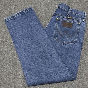 Wrangler Men's 47 Regular Fit Advanced Comfort Denim Jeans Western Cowboy 32x30